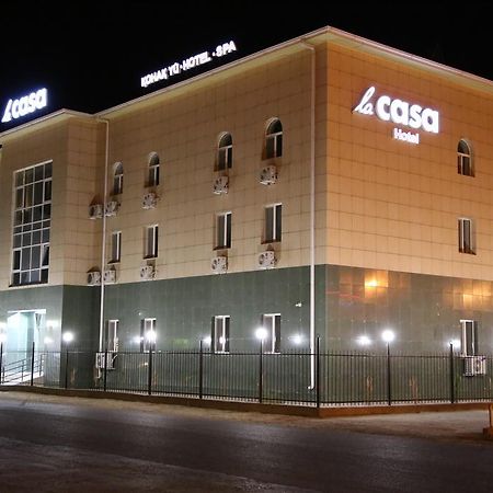 Lacasa Hotel Atyraū Esterno foto