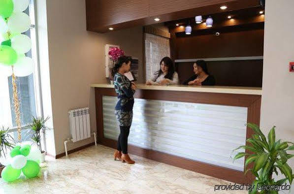 Lacasa Hotel Atyraū Esterno foto